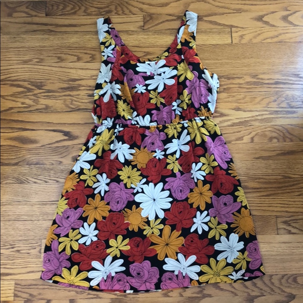 🆕 Floral Patterned Sundress